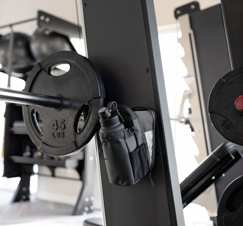 Magnet-Grip Gym Bag